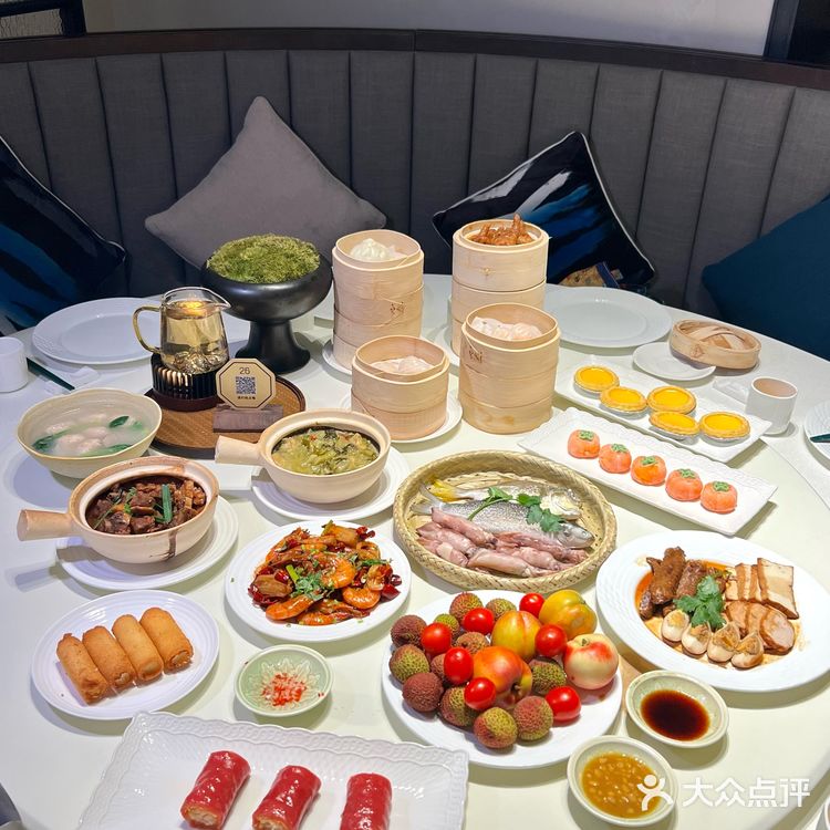 68元粤式自助茶点!姨姨唔该!加多两笼虾饺