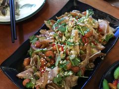 -曹丞相·地锅鸡·地锅鱼(武林店)