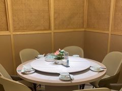 -荷花亭·湖北融合菜(中商广场店)