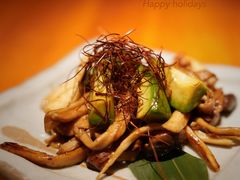牛油果杏鲍鱼菇黄油烧-醉虎传(南锣鼓巷店)