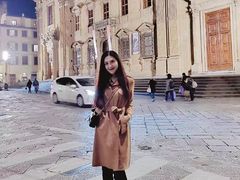 -文艺复兴百货(米兰大教堂广场店)