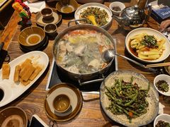 -苗家大院酸汤鱼(贵阳北站店)