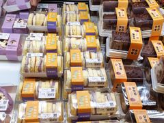 -胖东来生活广场(健康路店)