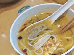 -三千粉牛肉米粉(来客茂店)