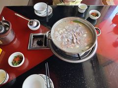 -老石黑山羊毛驴肉火锅(金凯广场店)