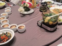 -香山湖家家宴(中山陵店)