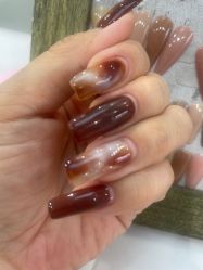 -菜菜美甲美睫皮肤管理