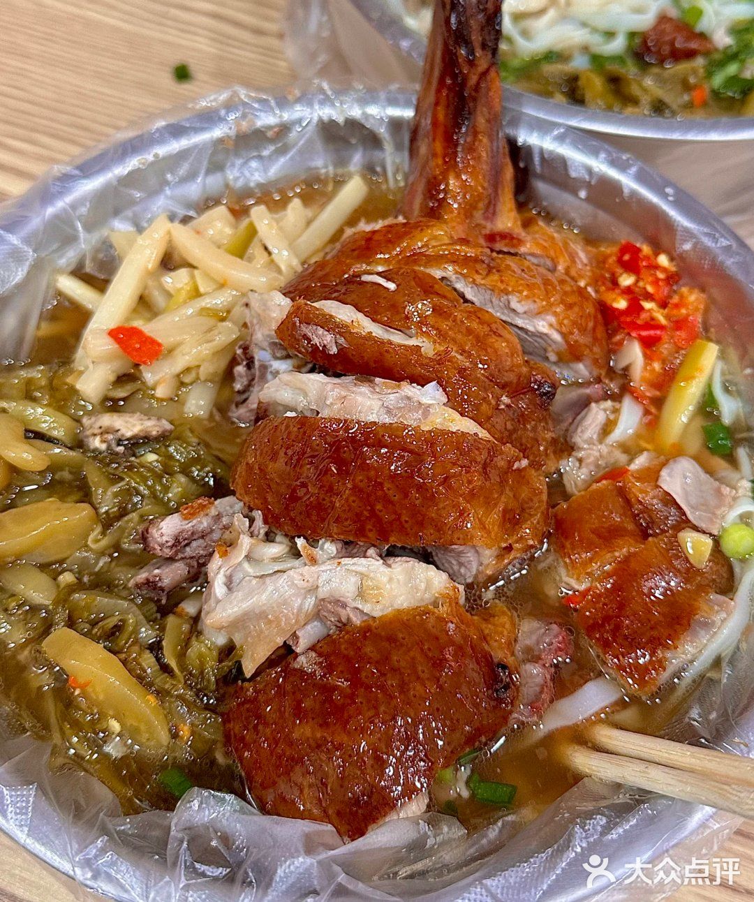 同和觅食｜今天吃什么【粤脆香烧鸭粉】 