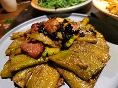 苦瓜腊肉虎皮椒-滇越乘象云南餐厅(豆各庄店)