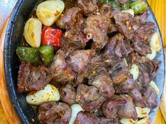 -老东镇啤酒屋海鲜加工·蒸汽海鲜·海鲜烧烤(台东店)