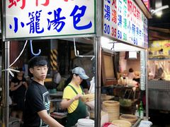-六合夜市