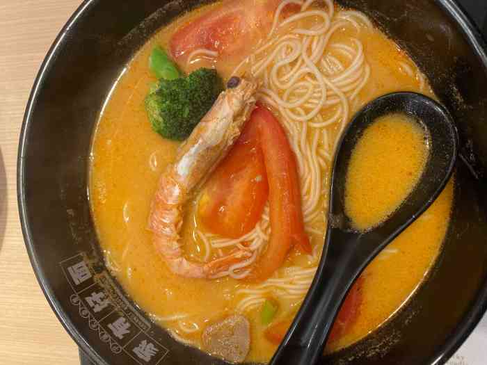 家有好面(龙之梦长宁店)-"想吃面,点了一份咸蛋黄狮子头面和黄鱼馄饨.