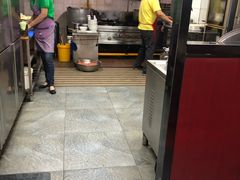 -郑家包子牛肉拉面(尚勤路店)