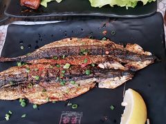 -云晓光头烧烤吧(德平路店)