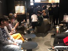 等位区-喜茶(北京三里屯太古里店)