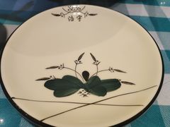 -昱龙大盆牛蛙馆(三兴街总店)