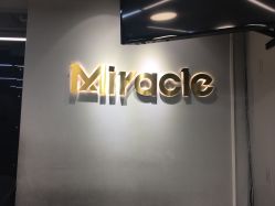 -Miracle集简美发沙龙