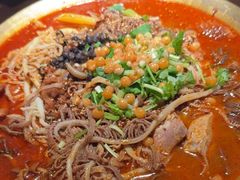 -张翻越·川渝冒菜·武汉黑鸭煲(城北万象城店)