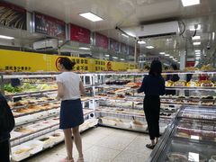面包甜点陈列柜-袁记串串香(人民公园店)