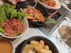 -新石器烤肉(东川欧尚店)