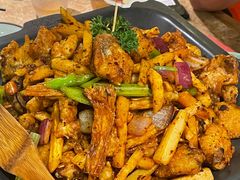 -炭舍干锅·烤鱼(扬名广场店)