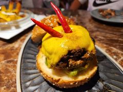 魔鬼汉堡-Let'sBURGERplus·非常创意汉堡(三里屯店)