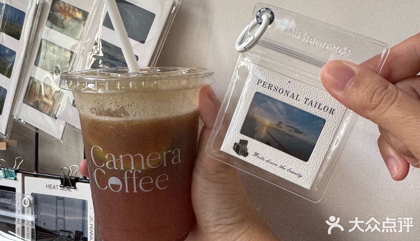 在东莞！这咖啡店里还能玩拍立得？？☕️