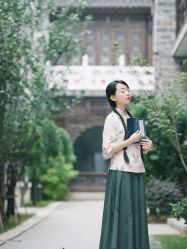 -城南旧影 旗袍全家福摄影写真体验馆