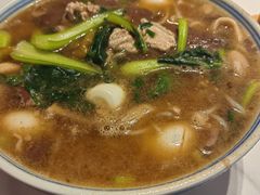 -邱芳粉店(迎宾大道旗舰店)