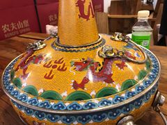 -毛辣果·贵州红酸汤牛肉火锅(西单店)
