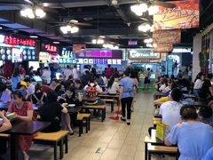 大堂-八一好吃街·高品美食广场