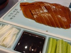 -海派美食·家宴海鲜青岛菜·石锅鲽鱼头(东方城店)