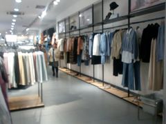 -三福时尚(三峡广场华夏银座店)
