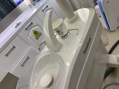 -茂菊口腔连锁(浦东南路店)