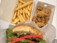-必胜客(万达百货店)