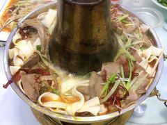 -撒拉人家.酸菜牦牛肉火锅