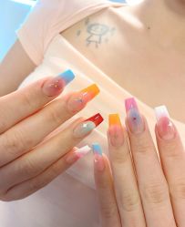 -悦指间美甲美睫