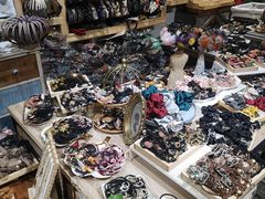 -泰康仰忠精品批发城