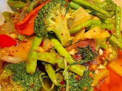 -大头虾越式风味餐厅(光明广场店)