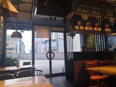 靠窗位-菲滋意式餐厅(金华银泰城店)