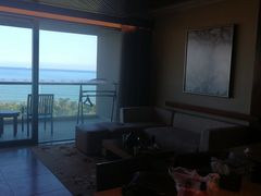 -三亚湾海居铂尔曼度假酒店