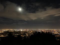 -鬼笑石后山停车场