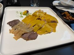 沙姜香菜白切鸡-铜锣湾·有麝自然香(渝北财富中心店)