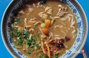 Old Friend Imperial Eight Treasures Noodles