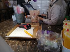 -万利隆·活力烘焙(人民路店)