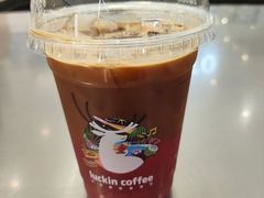 -瑞幸咖啡(新华百货宁阳广场店)