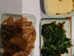 -老乡鸡(上海白玉兰广场店)