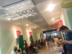 -上海市松江区泗泾医院