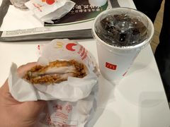 -麦当劳(虹口星荟中心店)