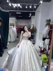 -NaNa婚纱礼服馆